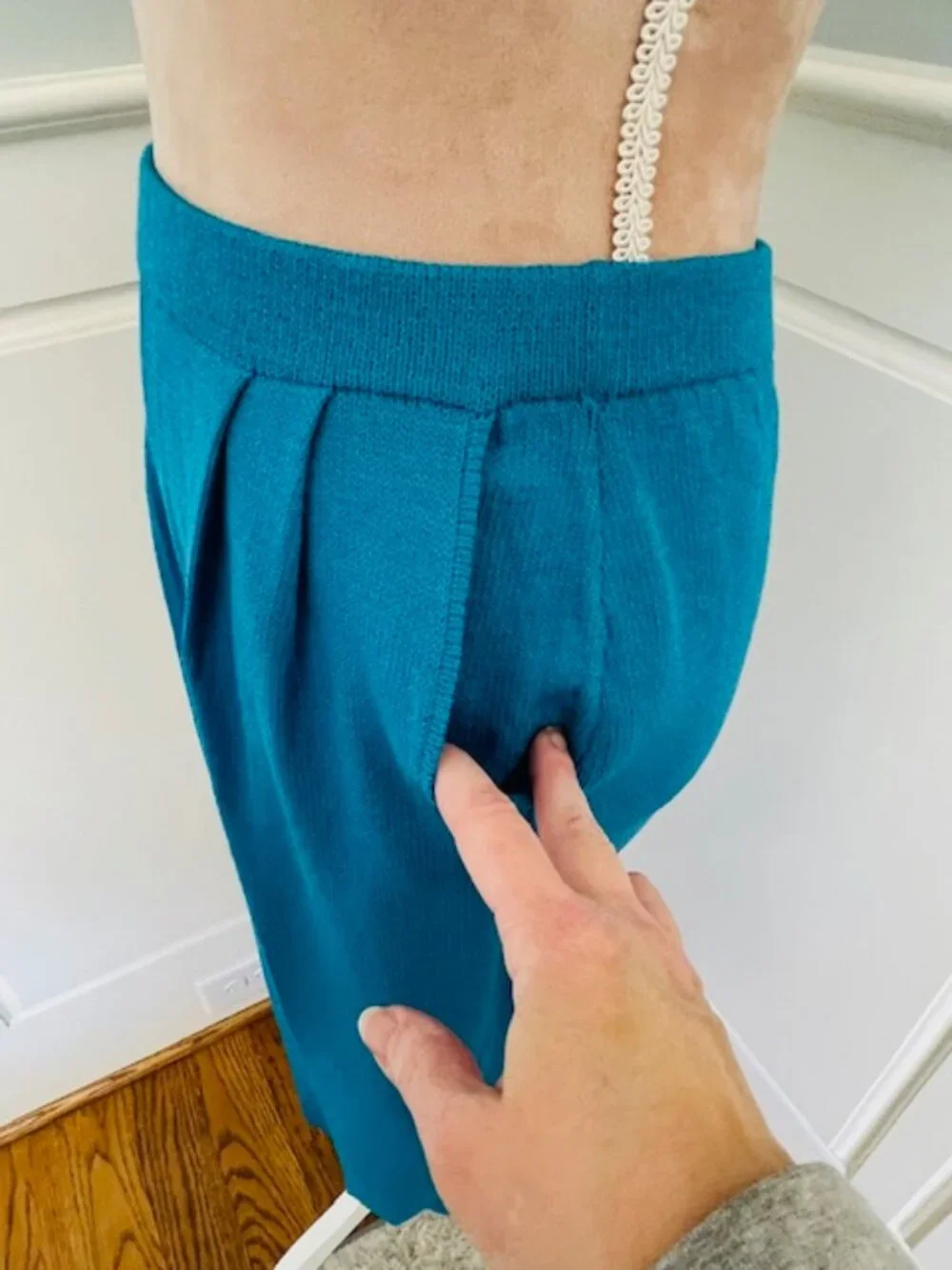 St. John Collection Santana Knit Pantsuit Teal 2 Piece Luxe Knit Wide Leg Small - Picture 8 of 12